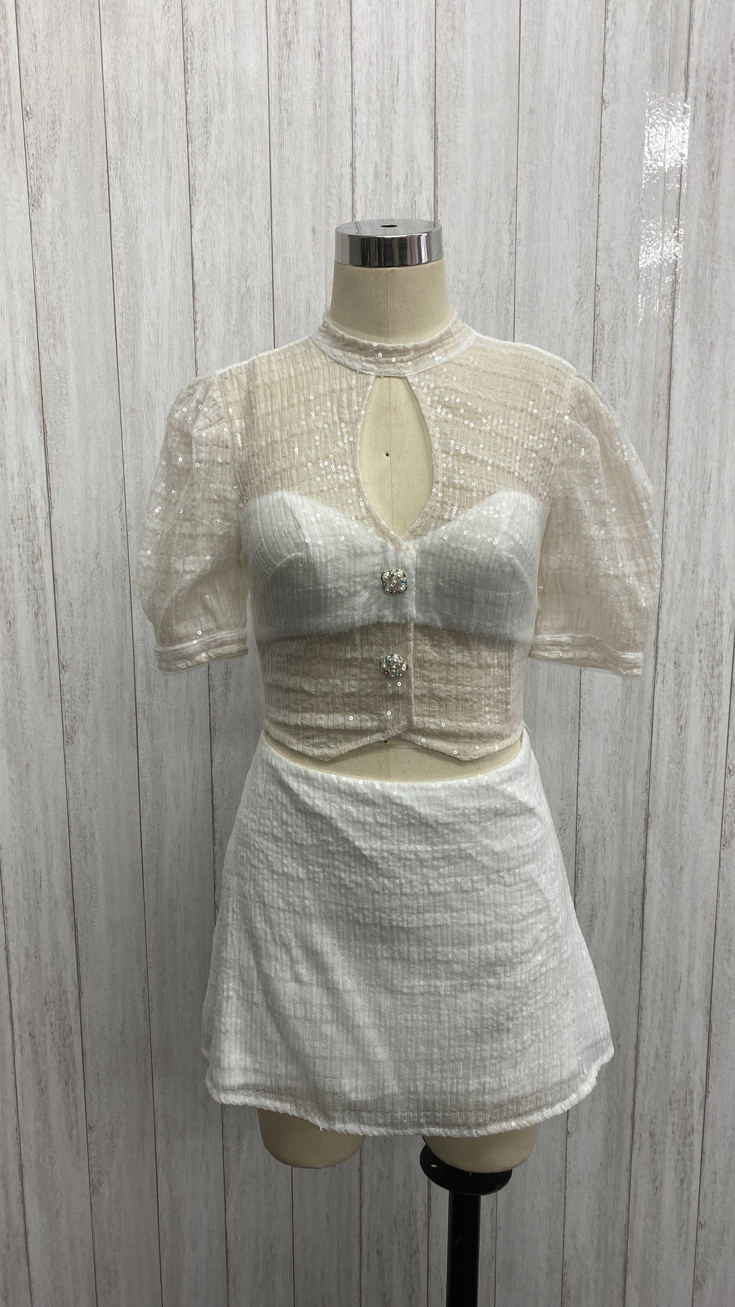R240072