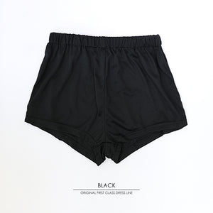 ブラック